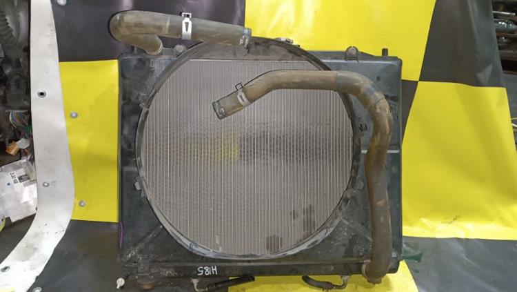 Радиатор основной Мицубиси Паджеро в Евпатории 105204