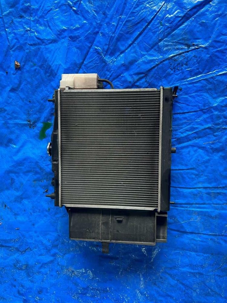 Радиатор основной Ниссан Куб в Евпатории 245900