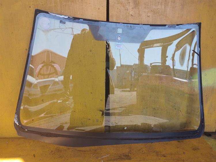 Лобовое стекло Тойота Аллион в Евпатории 47998