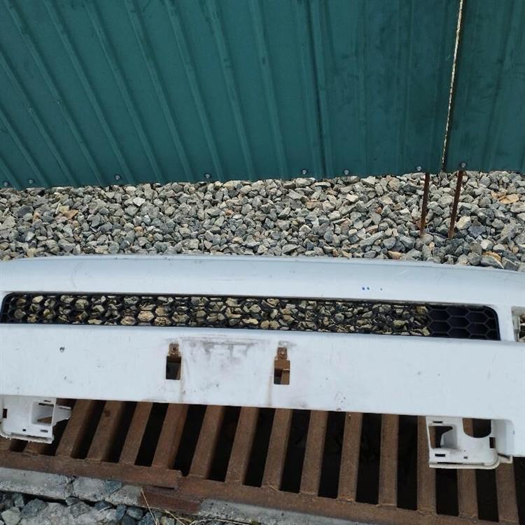Решетка радиатора Тойота ББ в Евпатории 87564